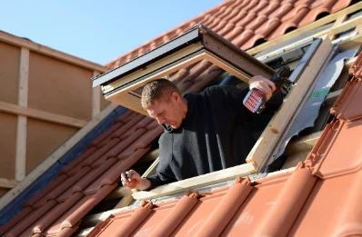 Pose de fenêtres de toit Velux à Traversères